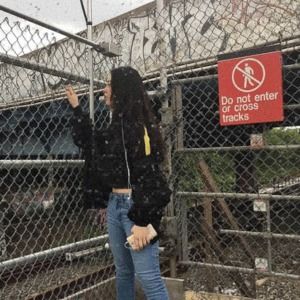 Meet your Posher, Emerald